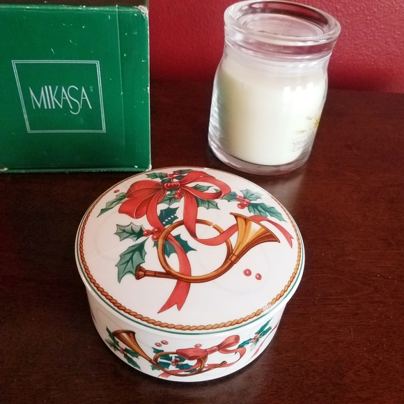 VTG Mikasa Maxima Jubilation Holiday Trinket Bowl Covered Keepsake Dish - Picture 1 of 9
